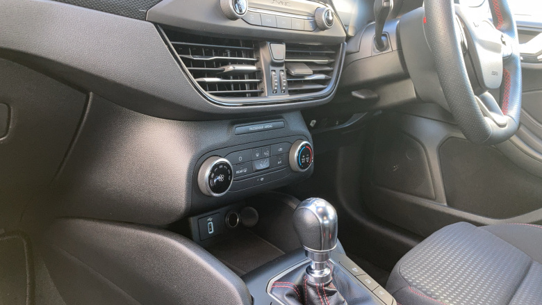 Ford Focus 1.0 EcoBoost 125 ST-Line 5dr Petrol Hatchback